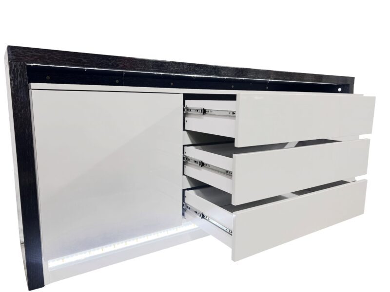 DOMINO Buffet - Image 3